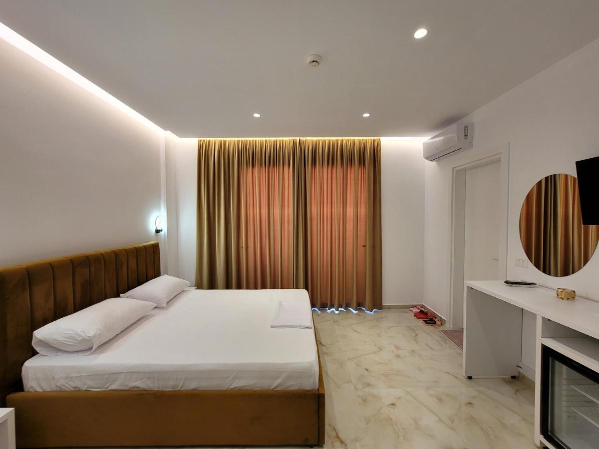 קסאמיל Fenix Hotel מראה חיצוני תמונה