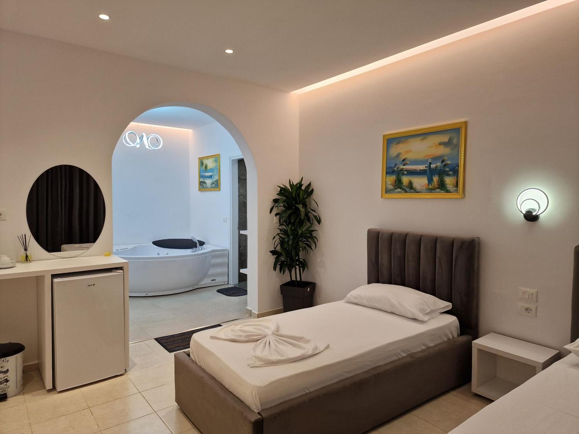 קסאמיל Fenix Hotel מראה חיצוני תמונה